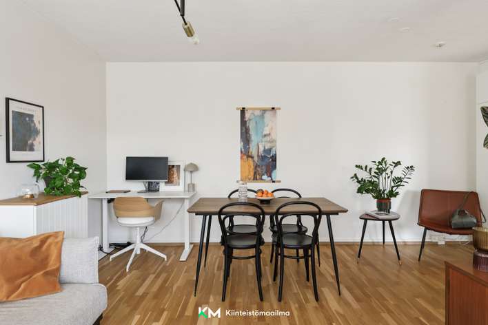 Kerrostalo, 2 h+kk, kph/wc, lasitettu parveke., 42 m², Haukilahti, Espoo