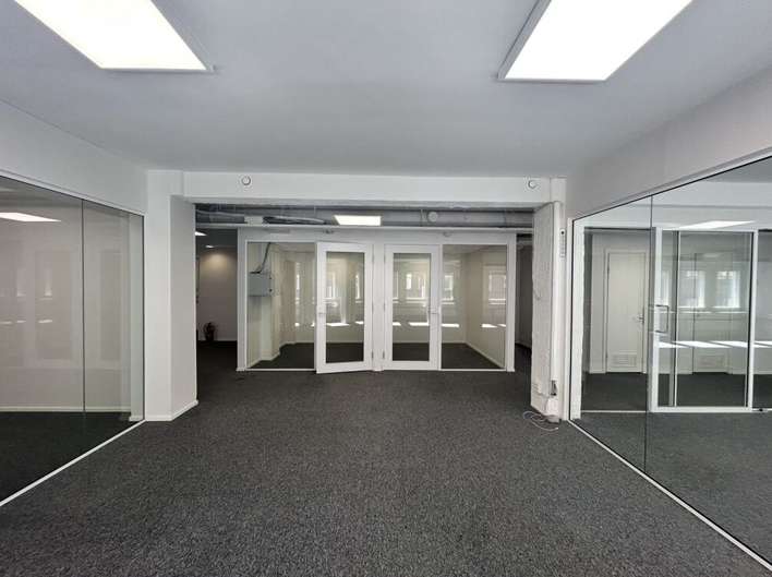 Liiketila, 127 m², Kamppi