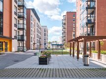 Laajaniityntie 2B, Vantaa-002