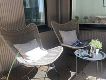 Lasitettu, tilava parveke