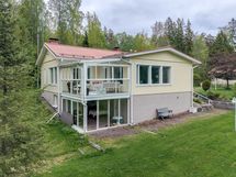 Päärakennus