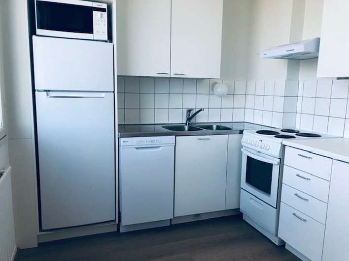Kerrostalo, 2h + k + parveke/terassi, 54 m², KOntula, Helsinki
