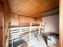 Taloyhtiön saunassa saat makoisat löylyt.