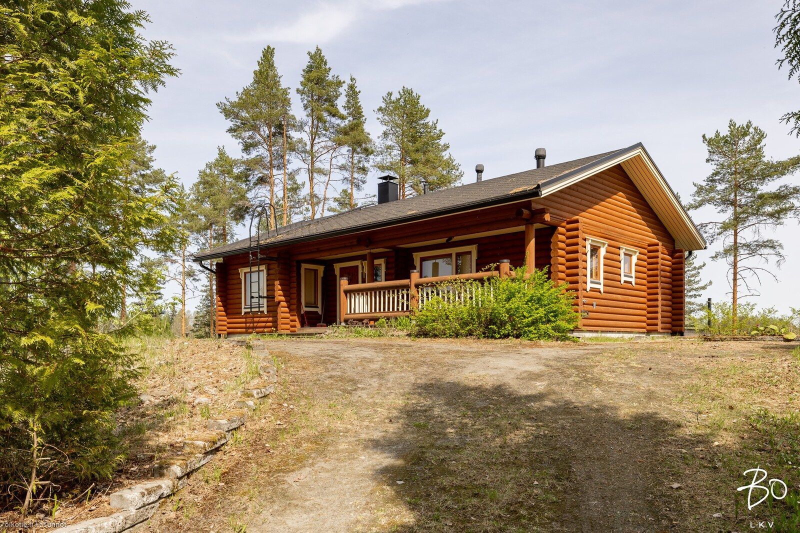 102 m² Mäkirekolantie 52, 17800 Kuhmoinen Oh, k, rt, 1-2mh, kph/s, wc, khh,  lasitettu terassi ja rantasauna – Oikotie 17234446 – SKVL