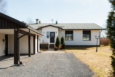 Omakotitalo, Oh, k, 4mh, 3wc, s, khh, työhuone, terassi, 218/272 m², Viljakkala - View 4