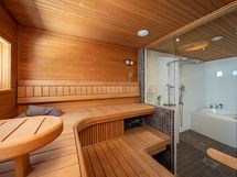 Päärakennuksen sauna