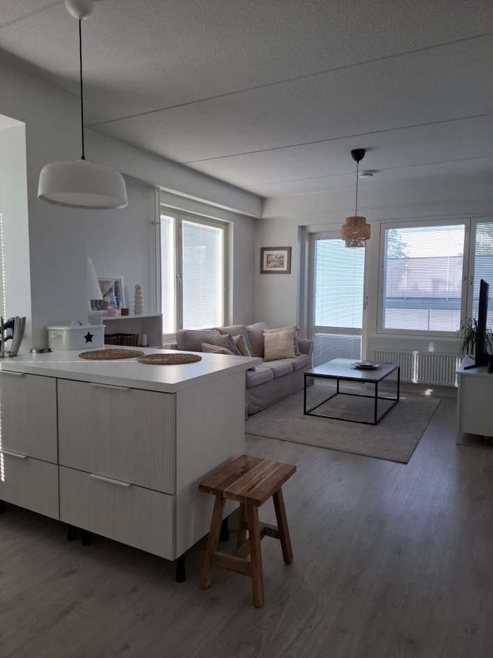 Kerrostalo, 2h + k + parveke/terassi, 42 m², Viertola, Vantaa