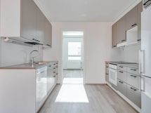 Sisäkuvat ovat 5. kerroksen 60 m² asunnosta B37