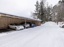 Samalla mahdollisuus ostaa autokatospaikka!