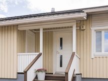 Sisäänkäynti