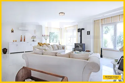Talo, 10h + avok + p, 655 m², Kestel - View 2
