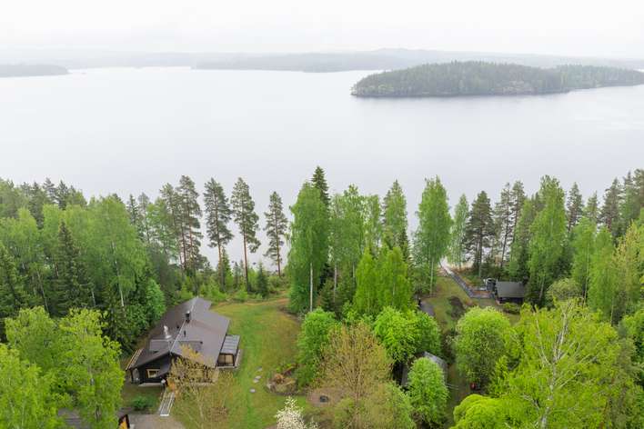 Loma-asunto, 2 x RANTAKIINTEISTÖ, 106/117 m², Kuusa, Laukaa