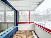 Tilava parveke vai mitä?