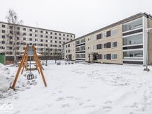 Yhtiön sisäpihan puolelta