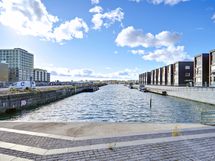 Viereisellä Saukonlaiturilla sijaitsee veneparkki.