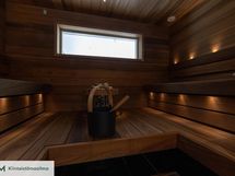 Lauteet magnolia-puuta