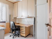 Asunnon 2 kodinhoitohuone