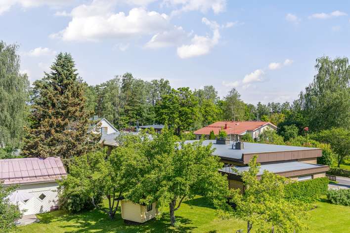 Omakotitalo, 8h,3k,4kph,4,wc,s,taloustilat,at+varasto, 165/220 m², Kuusimäki, Lappeenranta