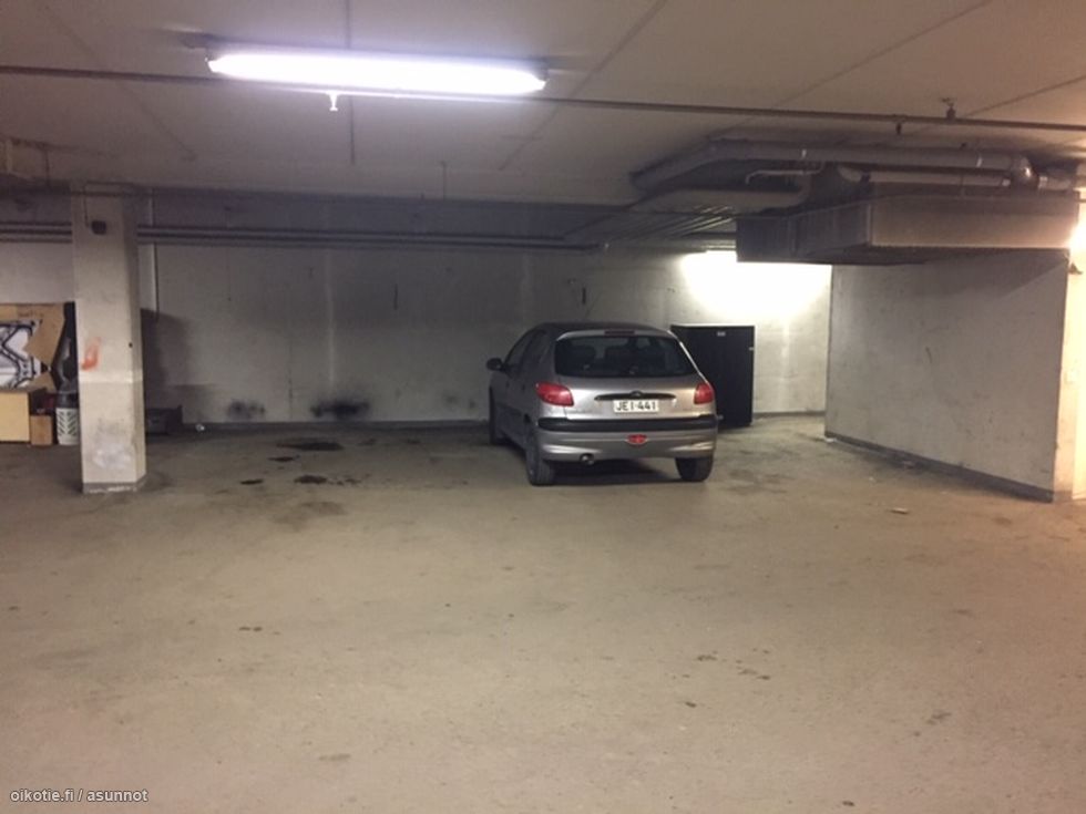12 M Savonkatu 17 70110 Kuopio Autopaikka Vuokrattavana Oikotie 15196137