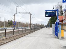 Kauniaisten juna-asemalle 350m (5min).