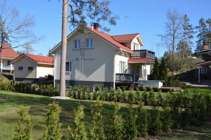 Omakotitalo, 7h + k + s + p, 191/242 m², Henttaa, Espoo