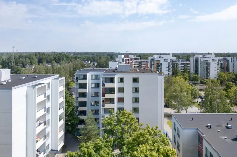 Tilavia selkeäpohjaisia koteja
 
Hyvät kulkuyhteydet Vantaalle ja keskustaan
 
Kävelymatkan päässä Puistolan juna-asemasta sijaitsevan kohteen kaik (1/2)