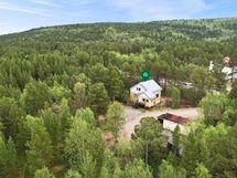 Rauhallinen ja luonnonläheinen sijainti
