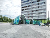 Metroasema Niittykumpu vain lyhyen kävelymatkan päässä.