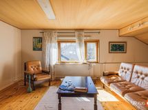 Yläkerran toinen huone