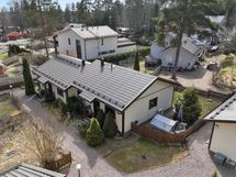 5 asunnon taloyhtiöllä on oma tontti.