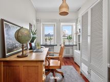 Työhuone / makuuhuone 4