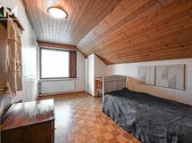 Yläkerran makuuhuone 3