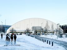 Pallomylly ja Myllypuron liikuntapuisto on n. 1km päässä.