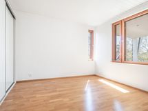 2. Kerroksen makuuhuone