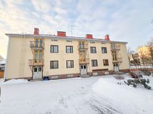 Julkisivu sisäpihalta