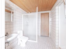 Kylpyhuone ja sauna