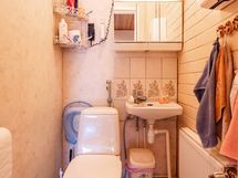 Yläkerran wc