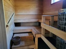Taloyhtiön sauna.