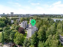 Keilaniemi 1 kilometrin päässä ja Tapiola 2,6 km