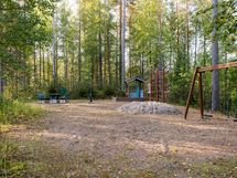 Leikkipuisto