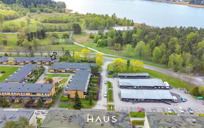Rivitalo, 3h+k+kph+s+wc+vh+var, 78 m², Uittamo, Turku