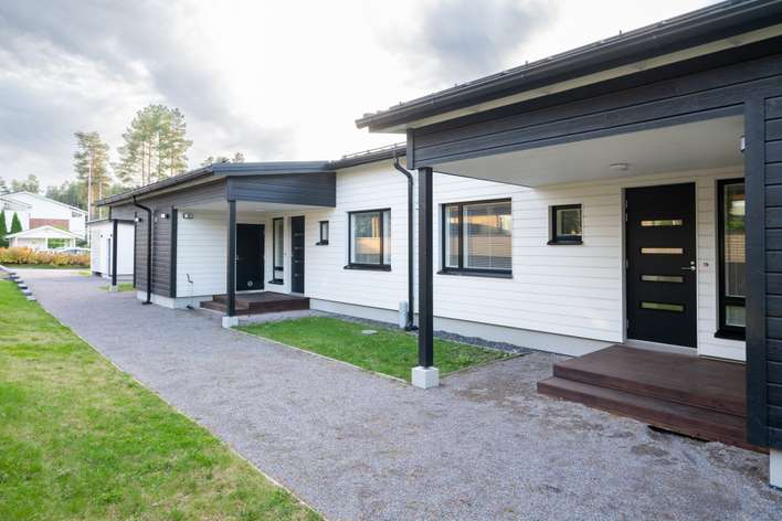 Rivitalo, 4h + k+ wc + kph/s/wc + ter. + ak, 86,5/91,0 m², Kirjavatolppa, Hyvinkää