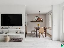 Olohuoneen ja keittiön välissä on paikka ruokapöydälle