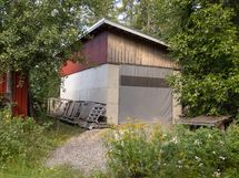 Uudempi varastorakennus