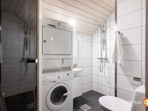 yläkerran suihkutilasta toinen otos