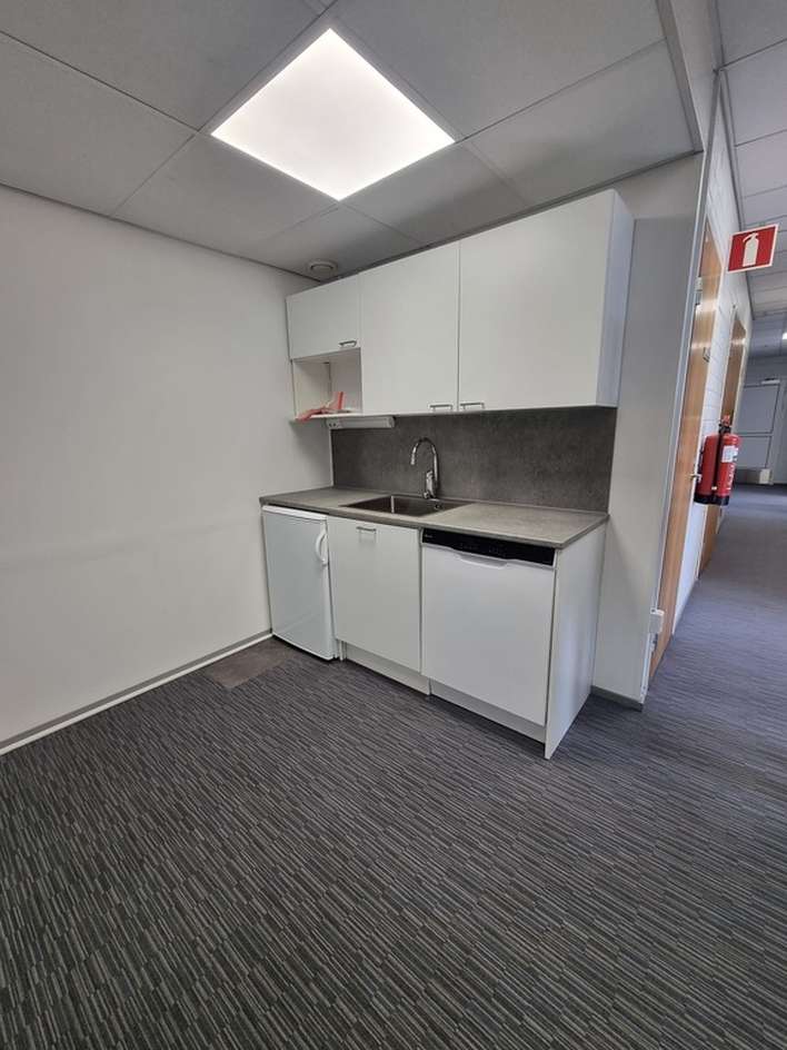 Liiketila, 113 m², Malmi