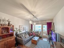 Upea 5. kerroksen läpitalon koti erinomaisella sijainnilla!