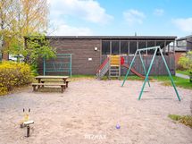 Taloyhtiön leikkipaikka