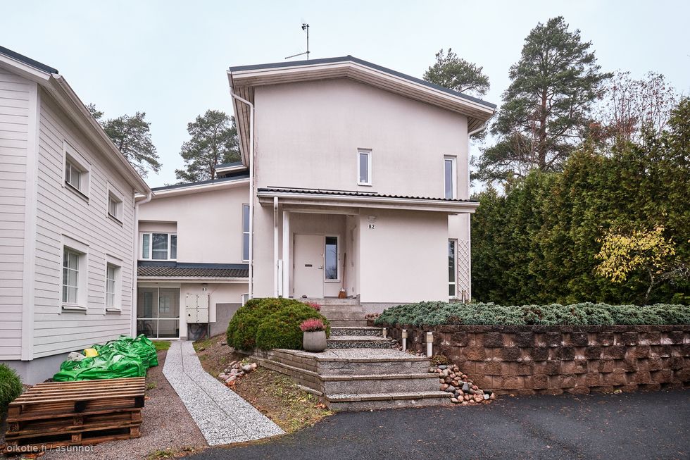 Upea 2006 valmistunut paritalokoti.