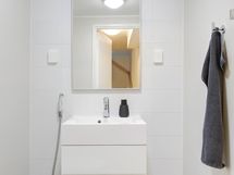 Kellarikerroksen wc.